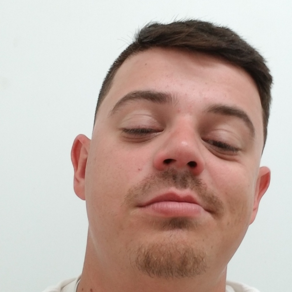 Meet your Posher, Gary